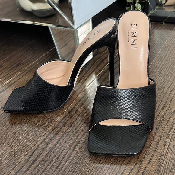 Faux croc skin heels from Simmi shoes - NEVER WORN - Picture 3 of 6